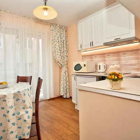 Apartment Aurora Oasis - Ac & Lift In Vibrant Downtown By Flat Mаnager